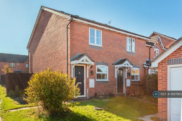 2 Bedroom End Of Terrace House To Rent In Sparrow Way, Oxford, OX4