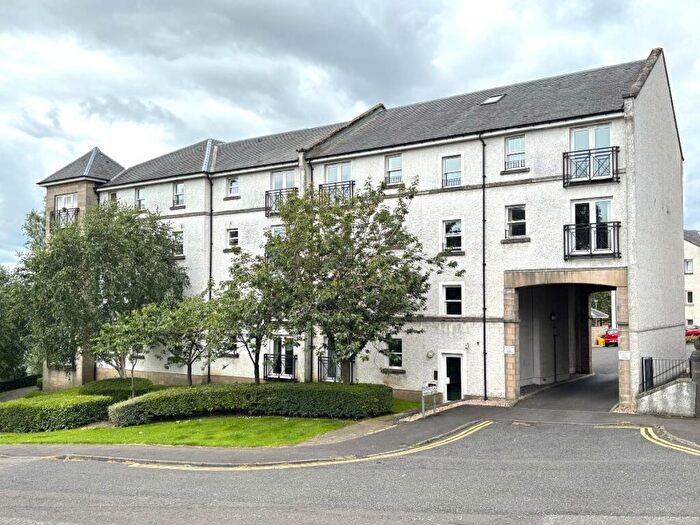 2 Bedroom Flat For Sale In Edmund Place, Dunfermline, KY12