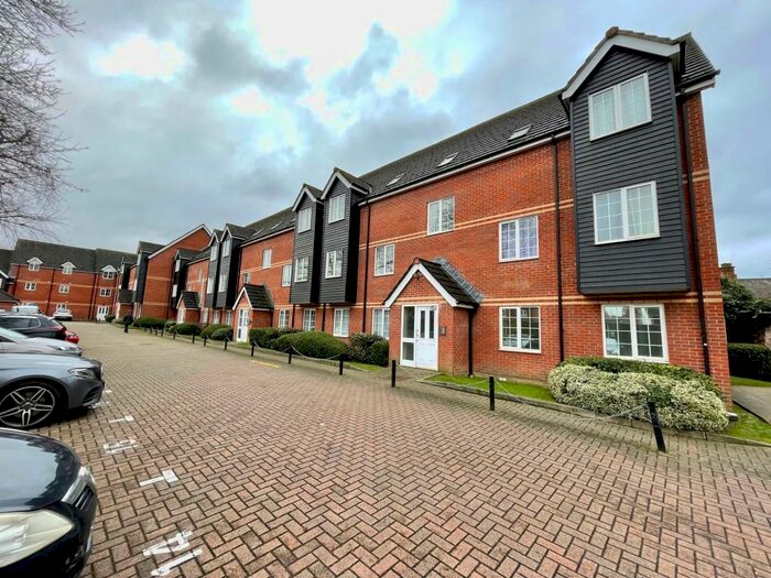 2 Bedroom Apartment To Rent In Bartholomew Street, Newbury, RG14
