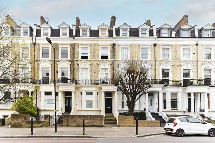 2 Bedroom Flat For Sale In Sutherland Avenue, London, W9
