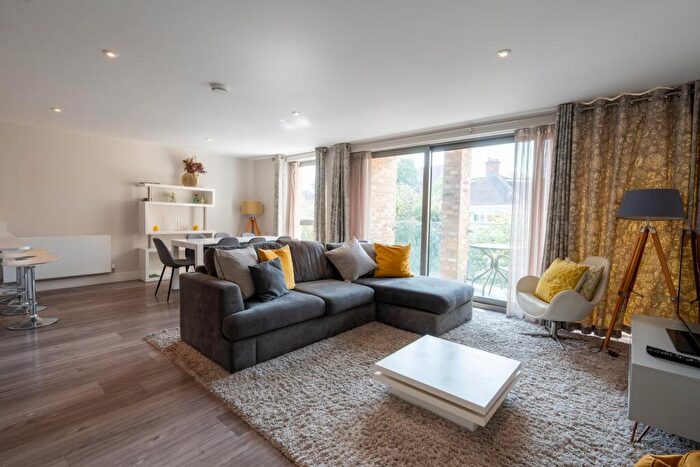 2 Bedroom Flat To Rent In Portland Road, Oxford, OX2