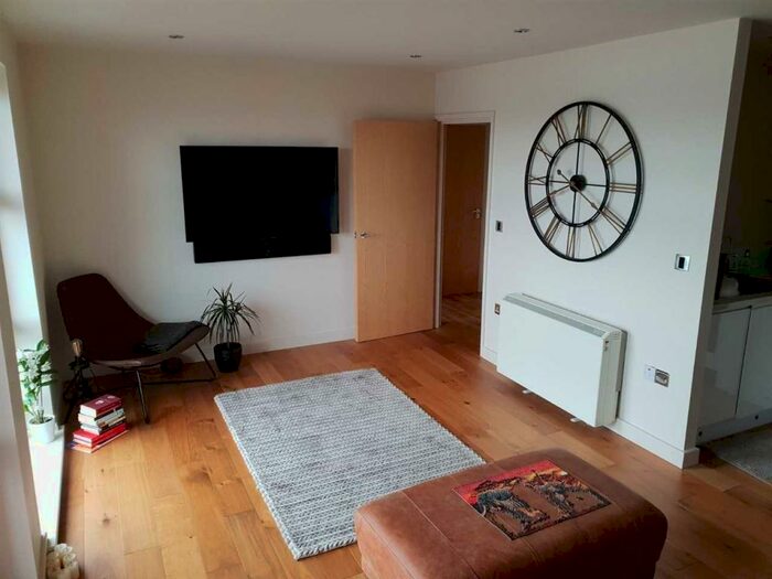 1 Bedroom Apartment To Rent In Spectrum Tower, Freshwater Road, Chadwell Heath, RM8