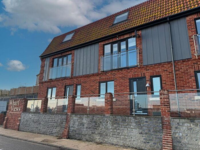 3 Bedroom Terraced House For Sale In Wharf View, Great Yarmouth, NR31