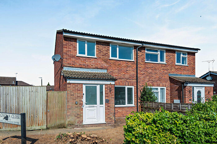 3 Bedroom Semi-Detached House For Sale In Heatherset Way, Bury St. Edmunds, Suffolk, IP28