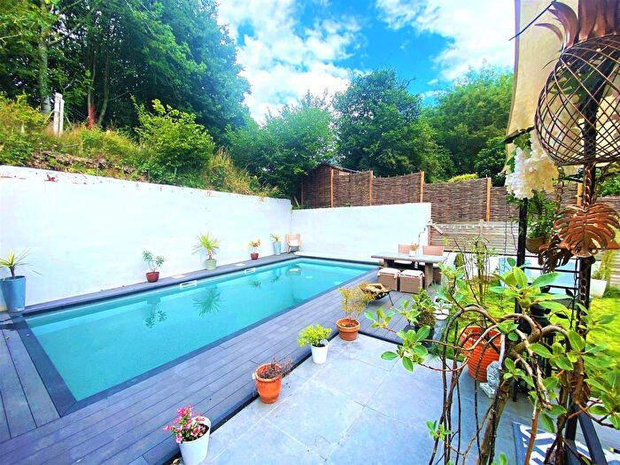 5 Bedroom Detached House To Rent In Bricks Lane, Beacon`S Bottom, HP14