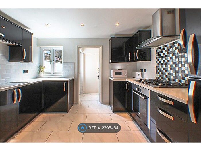 3 Bedroom Terraced House To Rent In Aldworth Road, London, E15