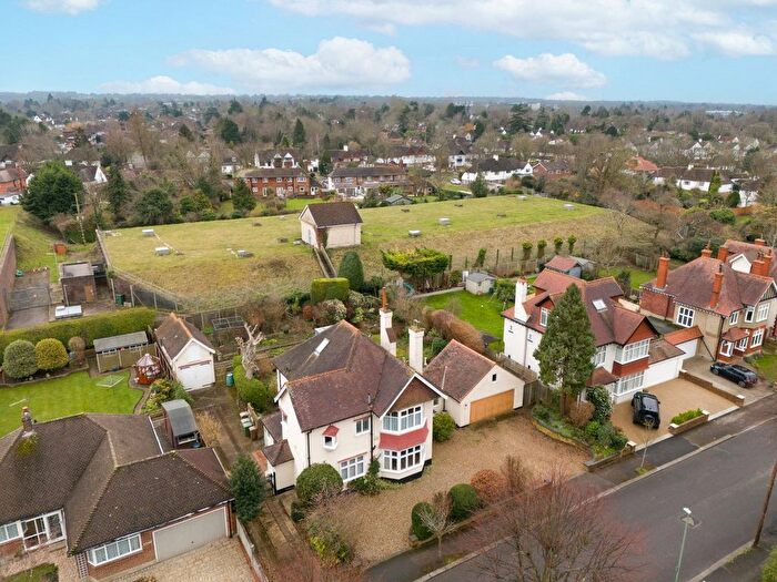 5 Bedroom Detached House For Sale In Chalgrove Road, Sutton, SM2