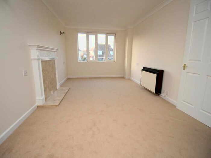 1 Bedroom Flat To Rent In Flat Claremont Court Campbell Ro, Bognor Regis, West Sussex, PO21