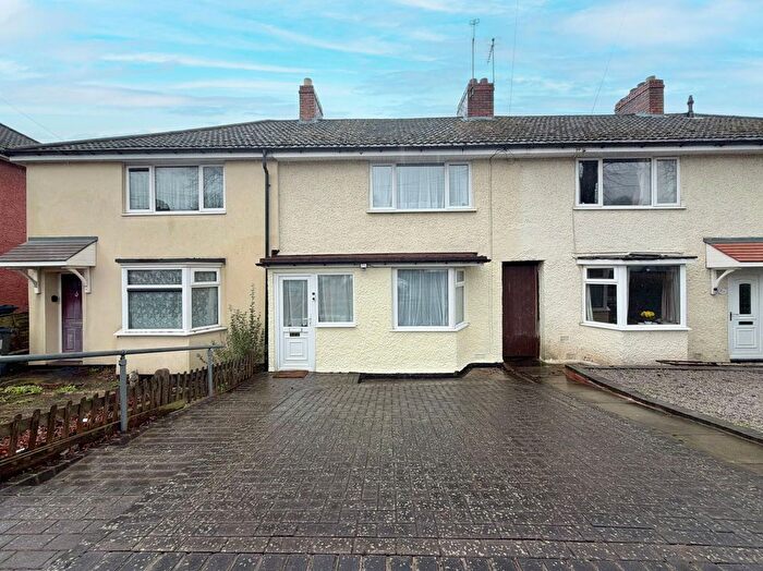 3 Bedroom Terraced House For Sale In Glastonbury Road, Birmingham, B14