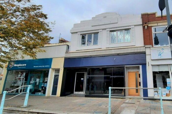 1 Bedroom Flat To Rent In Parade, Exmouth, EX8