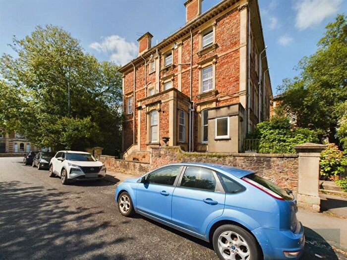 1 Bedroom Flat To Rent In Pembroke Road, Clifton, Bristol, BS8