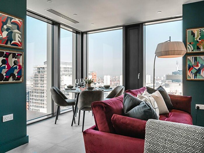 2 Bedroom Apartment To Rent In The Mercian, Broad Street, Birmingham, B15