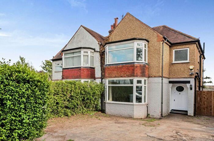 3 Bedroom Semi Detached House To Rent In Whitchurch Lane, Edgware, HA8