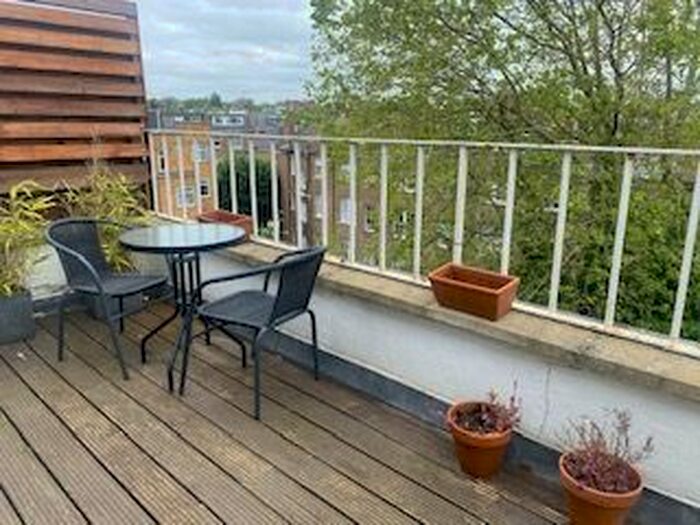 1 Bedroom Flat To Rent In Gratton Road, London, W14