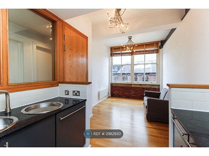 1 Bedroom Flat To Rent In Conran Building, Manchester, M4