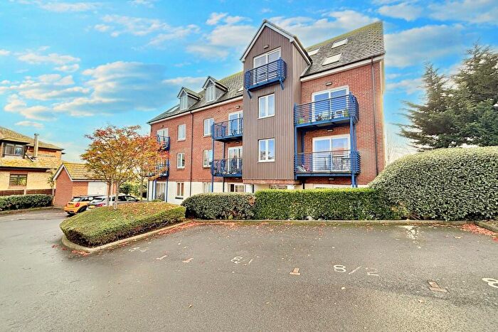 1 Bedroom Flat For Sale In Weymouth, DT4