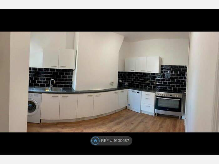 3 Bedroom Semi-Detached House To Rent In Edenhall Avenue, Manchester, M19