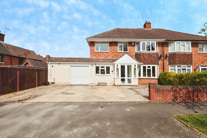 4 Bedroom Semi Detached House For Sale In Beckman Road, Stourbridge, DY9