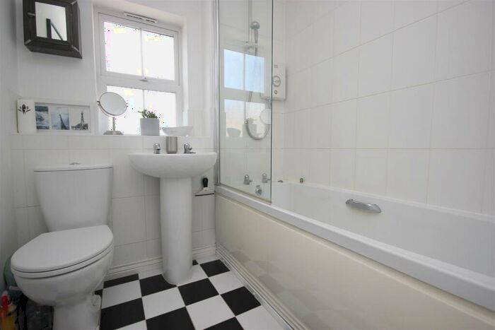2 Bedroom Semi-Detached House For Sale In Spencer Road, Wellingborough, NN8