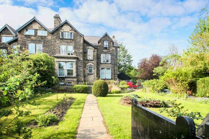 1 Bedroom Apartment To Rent In Burton Crescent, Headingley, Leeds, LS6