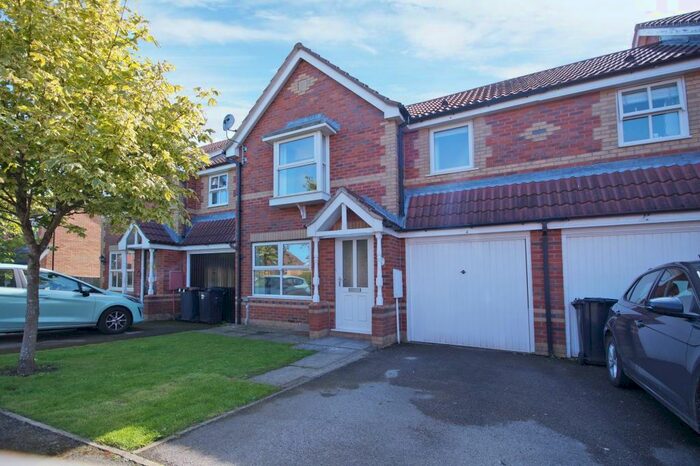 3 Bedroom Terraced House To Rent In St. Georges Walk, Harrogate, HG2