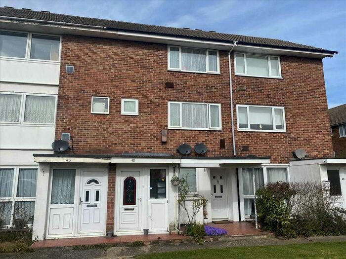 2 Bedroom Maisonette To Rent In Goldsel Road, Swanley, BR8