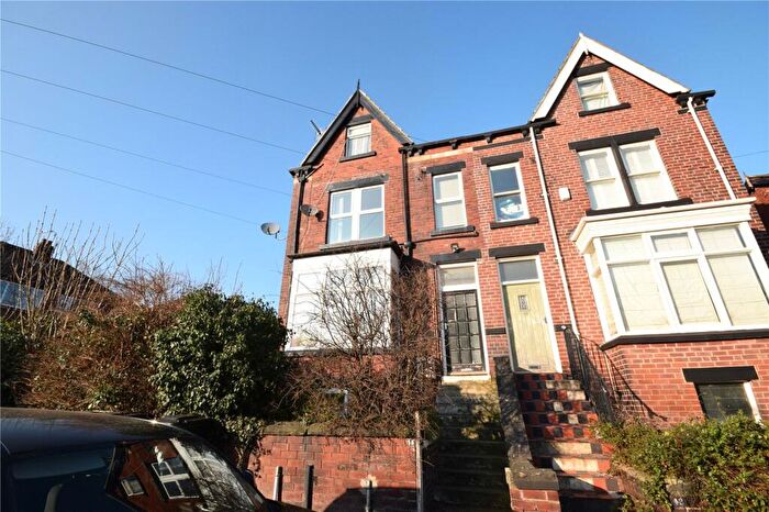 1 Bedroom Apartment To Rent In Flat, Victoria Park Avenue, Kirkstall, Leeds, West Yorkshire, LS5