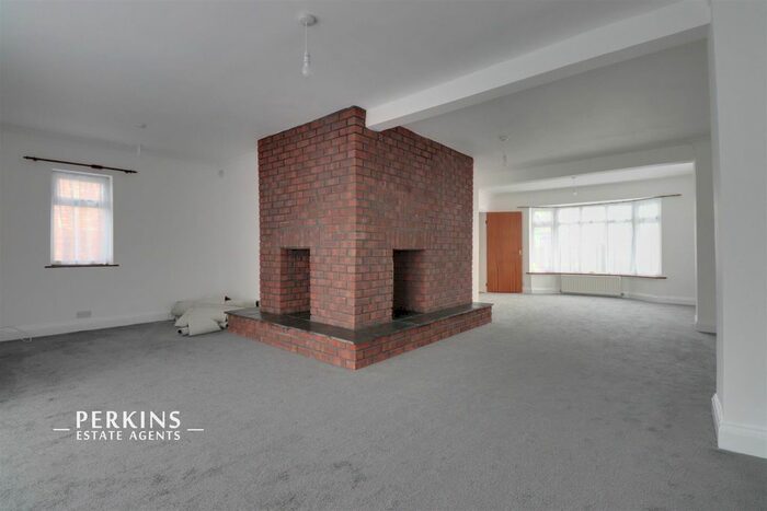 5 Bedroom End Of Terrace House To Rent In Stanmore, HA7