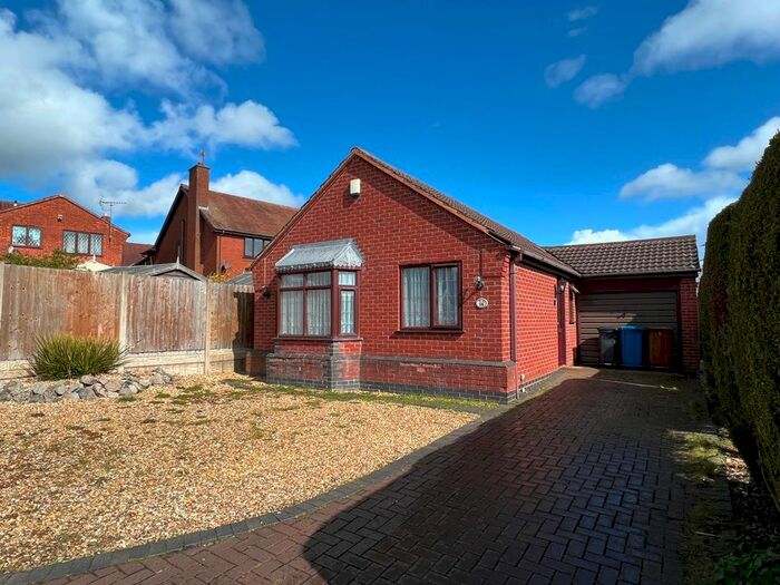 2 Bedroom Detached Bungalow To Rent In Griffin Close, Chase Terrace, Burntwood, WS7