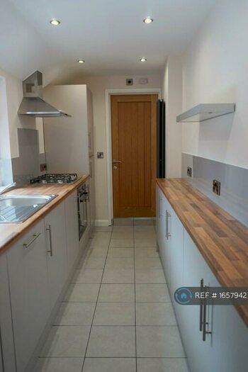 2 Bedroom Terraced House To Rent In Edward Street, Stoke-On-Trent, ST4