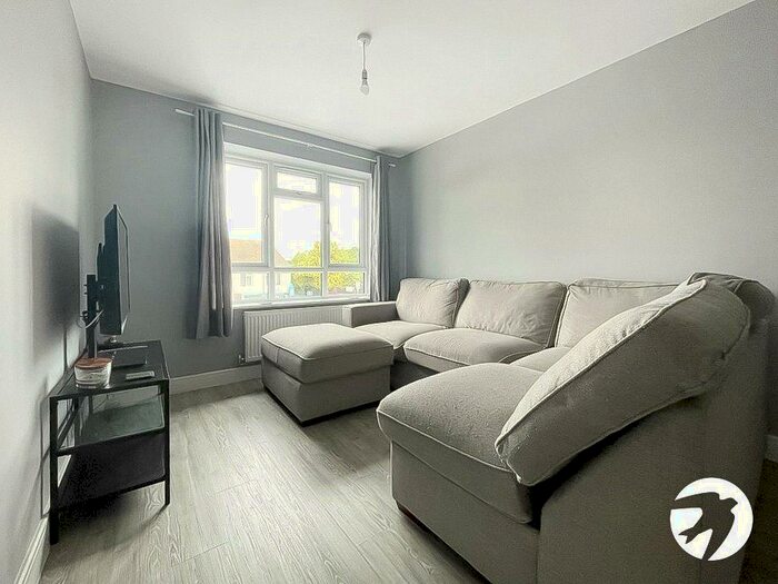 2 Bedroom Duplex To Rent In Maidstone Road, Gillingham, ME8