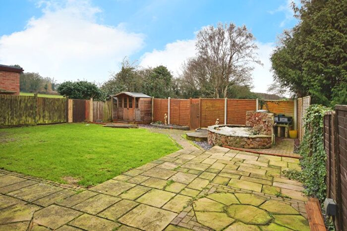 3 Bedroom Detached House For Sale In Jubilee Close, Cam, Dursley, Gloucestershire, GL11