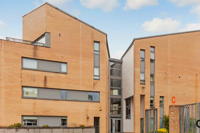 2 Bedroom Flat To Rent In Cumberland Street, New Gorbals, G5