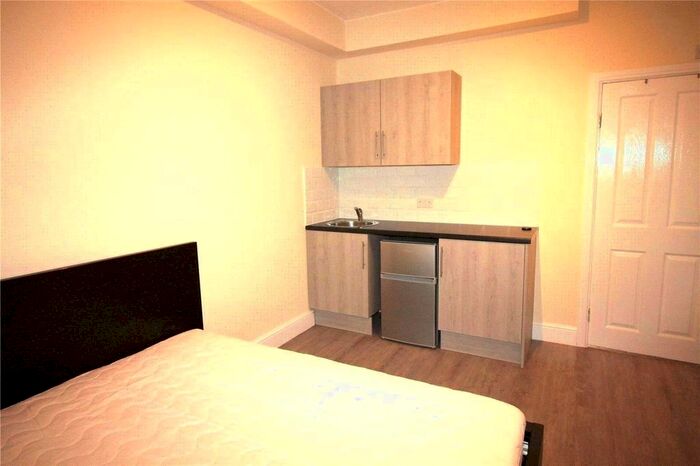 1 Bedroom Studio To Rent In Beaconsfield Road, Southall, UB1