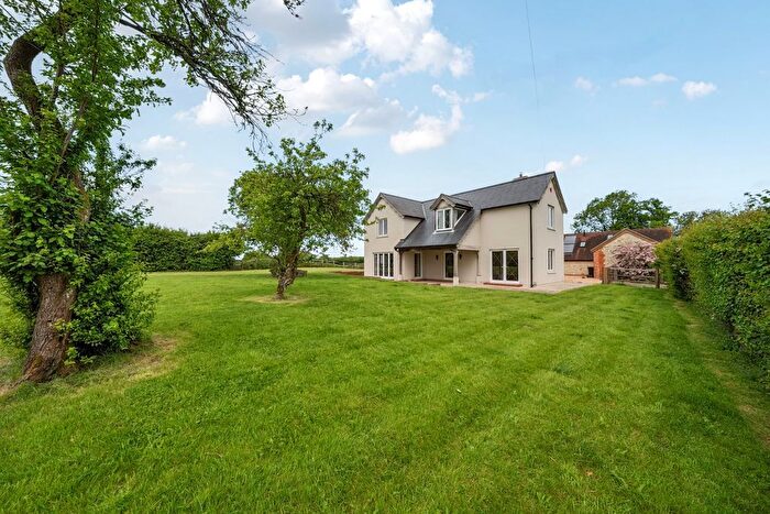 5 Bedroom Detached House To Rent In Wheatley Lane, Binsted, Alton, GU34