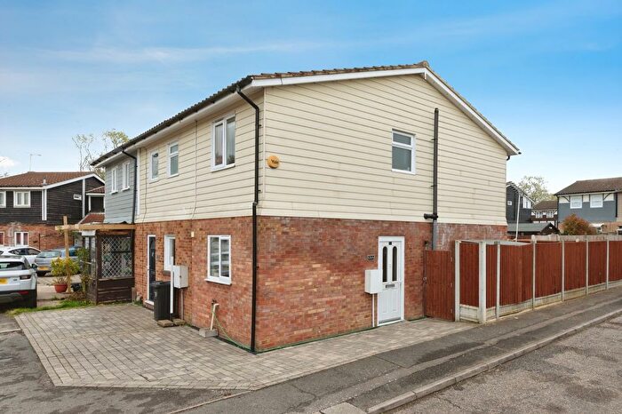 2 Bedroom Semi Detached House For Sale In Voysey Gardens, Basildon, Essex, SS13