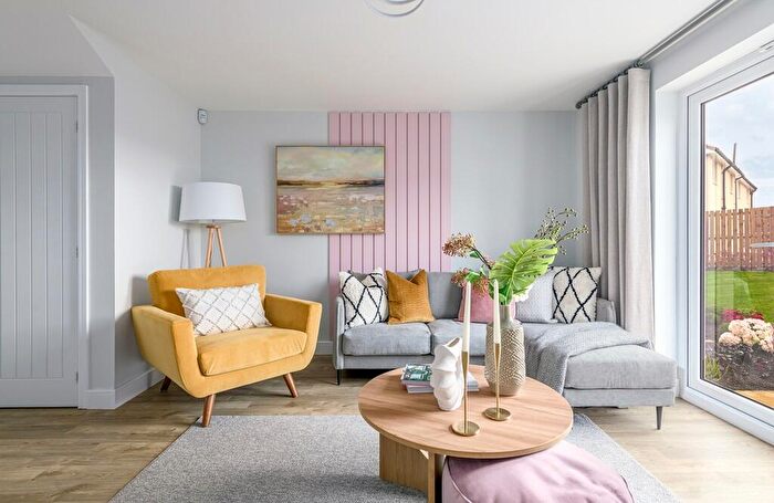 3 Bedroom Detached House For Sale In Maybury Road, Maybury, Edinburgh, EH12