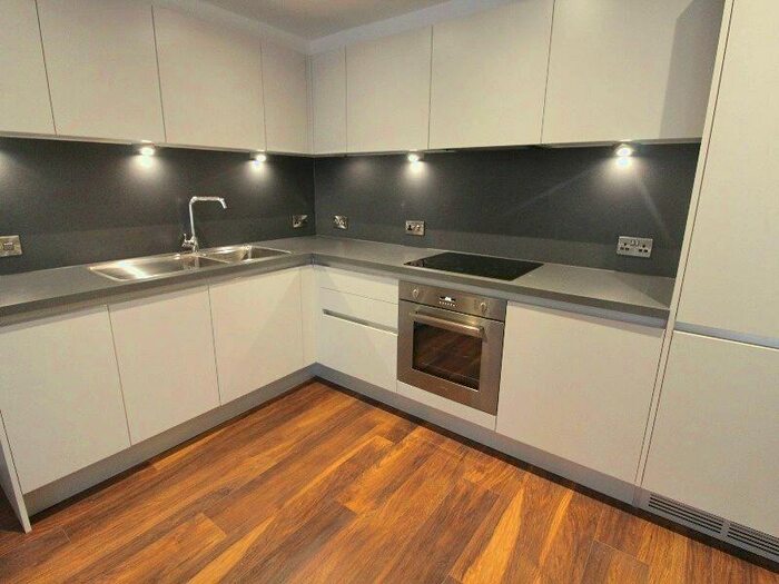 2 Bedroom Apartment To Rent In Wilburn Basin, Orsdall Lane, M5