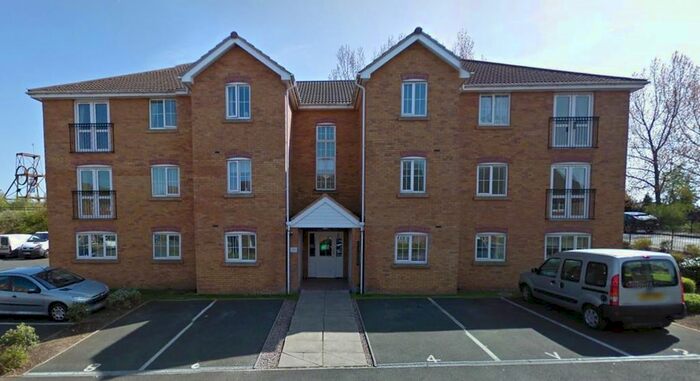 2 Bedroom Flat To Rent In Barrow Close, Walsall Wood, Walsall, WS9