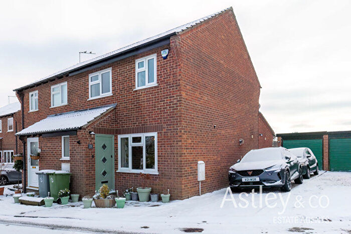 3 Bedroom Semi-Detached House For Sale In Chittock Close, Spixworth, NR10