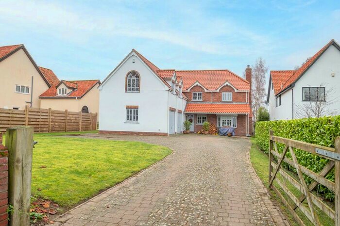 6 Bedroom Detached House For Sale In Tuddenham, Bury St Edmunds, IP28