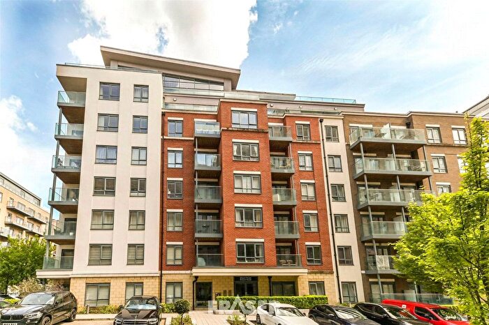 1 Bedroom Flat To Rent In Empire House, Colindale, NW9