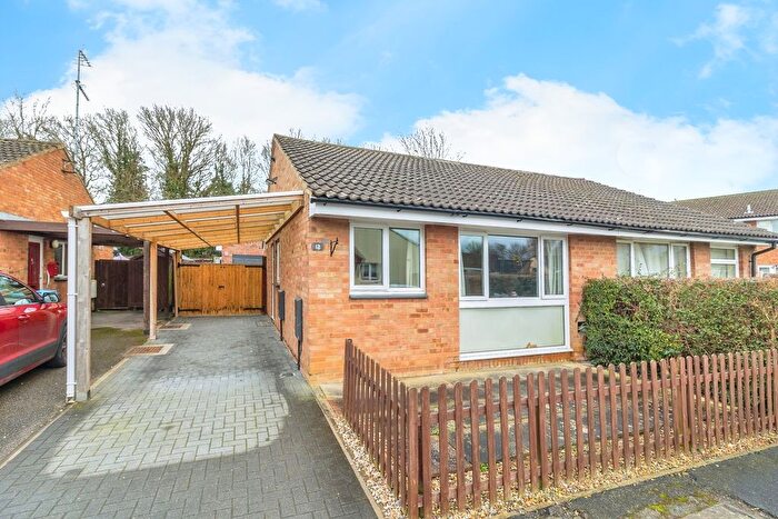 1 Bedroom Bungalow For Sale In Harcourt, Bradwell, Milton Keynes, Buckinghamshire, MK13