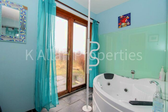 1 Bedroom Detached Bungalow For Sale In Rendall, Orkney, KW17