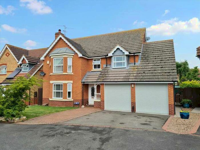Houses for sale & to rent in NG34 7XW, Endeavour Court, Sleaford