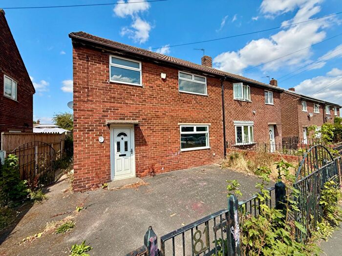 3 Bedroom Semi-Detached House For Sale In Brooklands Crescent, Havercroft, Wakefield, West Yorkshire, WF4