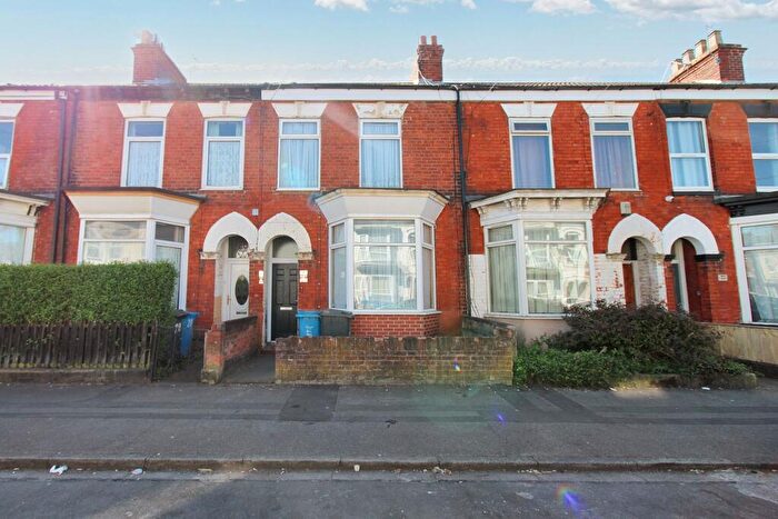 2 Bedroom Terraced House For Sale In May Street, Hull, HU5