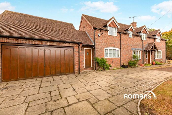 4 Bedroom House To Rent In Old Bath Road, Sonning, Reading, RG4