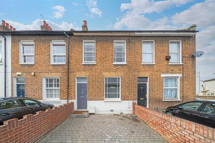 2 Bedroom Terraced House To Rent In Maple Road, Penge, SE20
