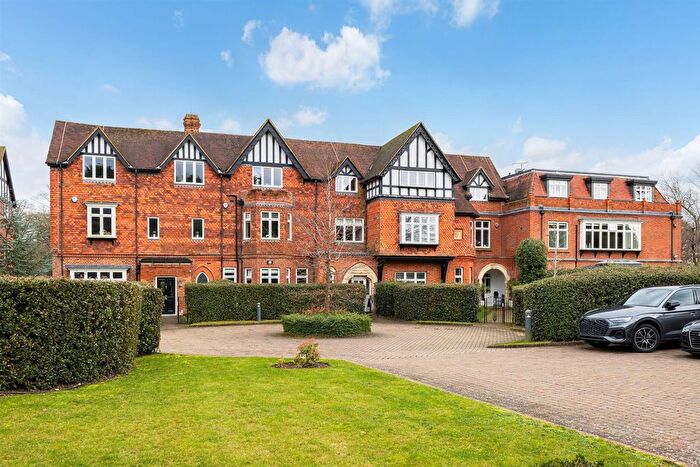 5 Bedroom Terraced House For Sale In Drift Road, Winkfield, Windsor, SL4